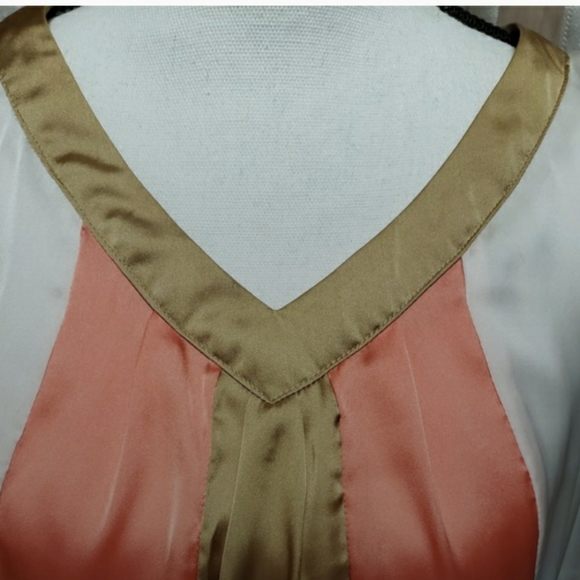 🌺 Notations M Three-toned Flowy Blouse - Picture 3 of 5